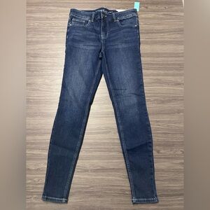 Maurice’s Classic Skinny Mid Rise Super Stretch Size 8 Regular NWT